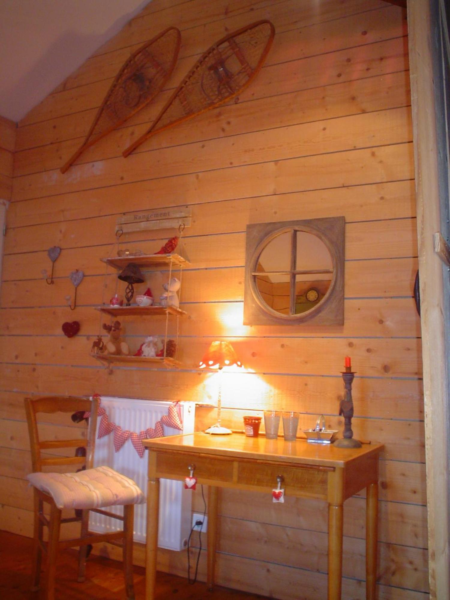 Couette-café La Chaussee D'olivet En Mayenne *