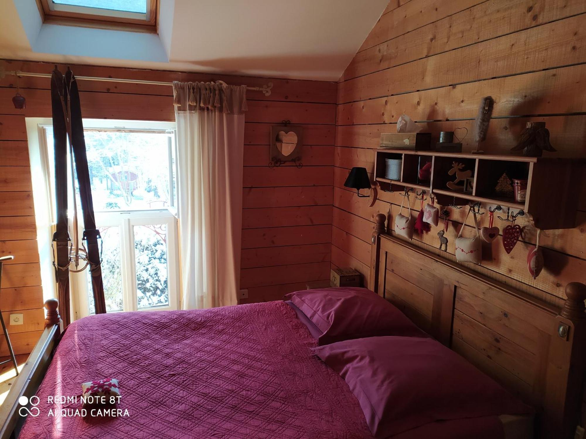 La Chaussee D'olivet En Mayenne Couette-café