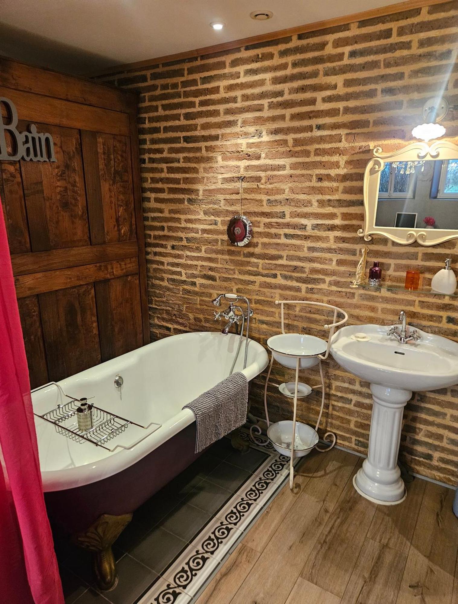 Couette-café La Chaussee D'olivet En Mayenne